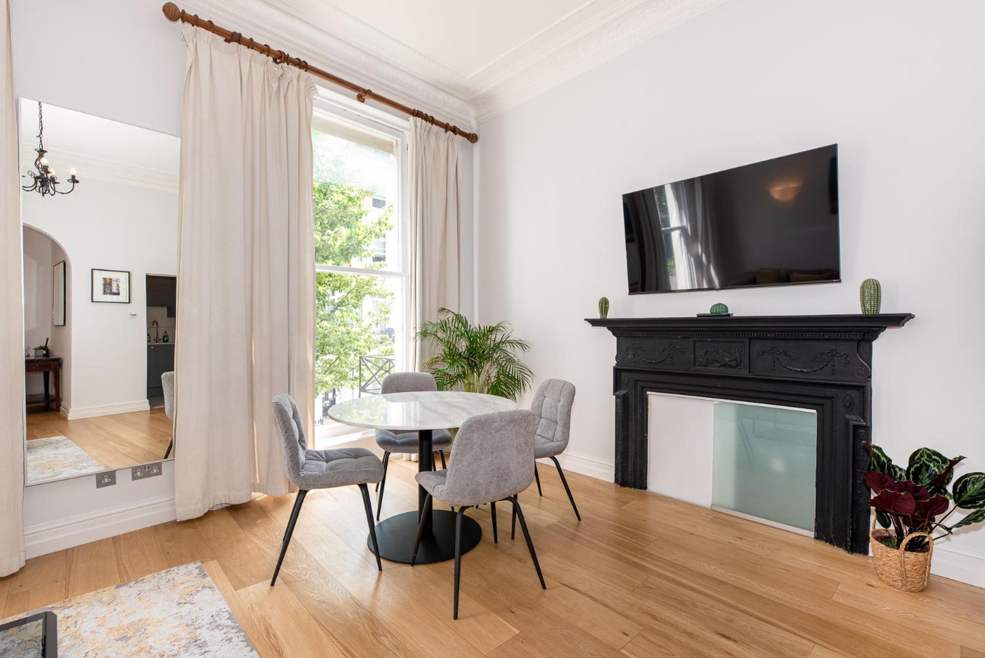 2-Bedroom Victorian Apartment In Kensington London Eksteriør bilde