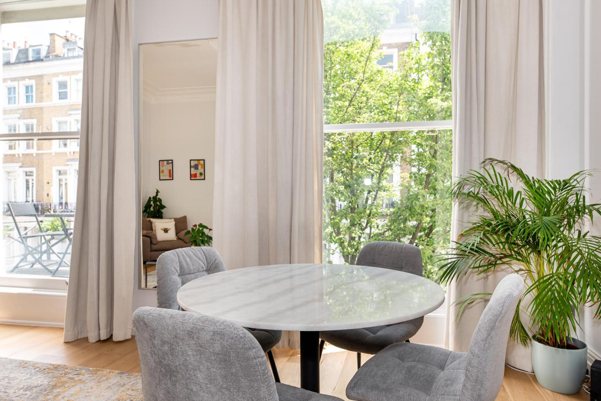 2-Bedroom Victorian Apartment In Kensington London Eksteriør bilde